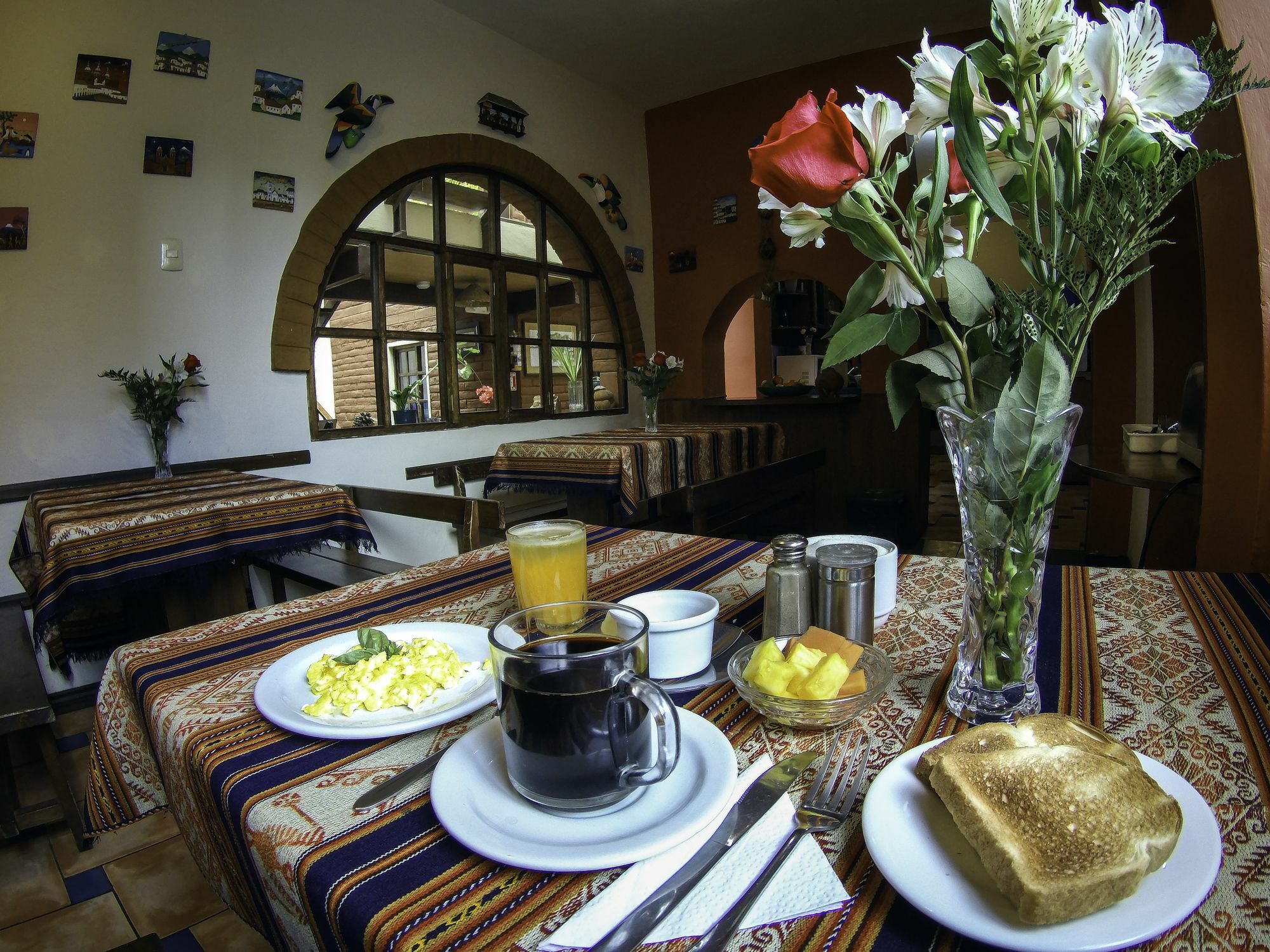 Casa Del Arupo Hostel Quito Luaran gambar