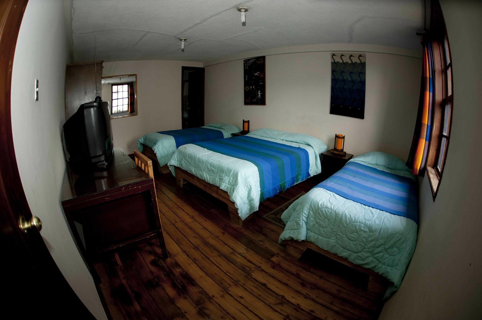 Casa Del Arupo Hostel Quito Luaran gambar